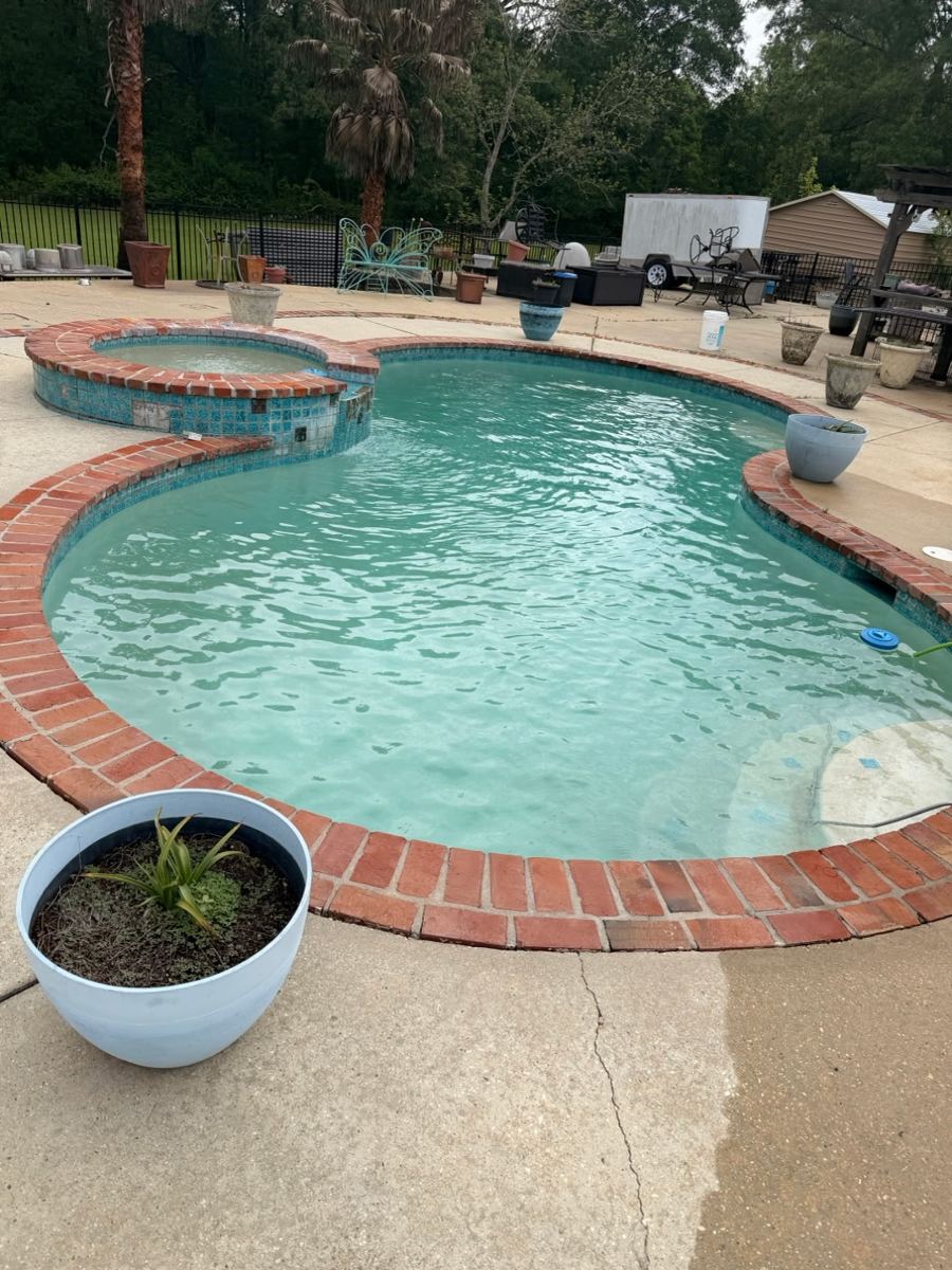 Pool & spa after cleaning, clear water